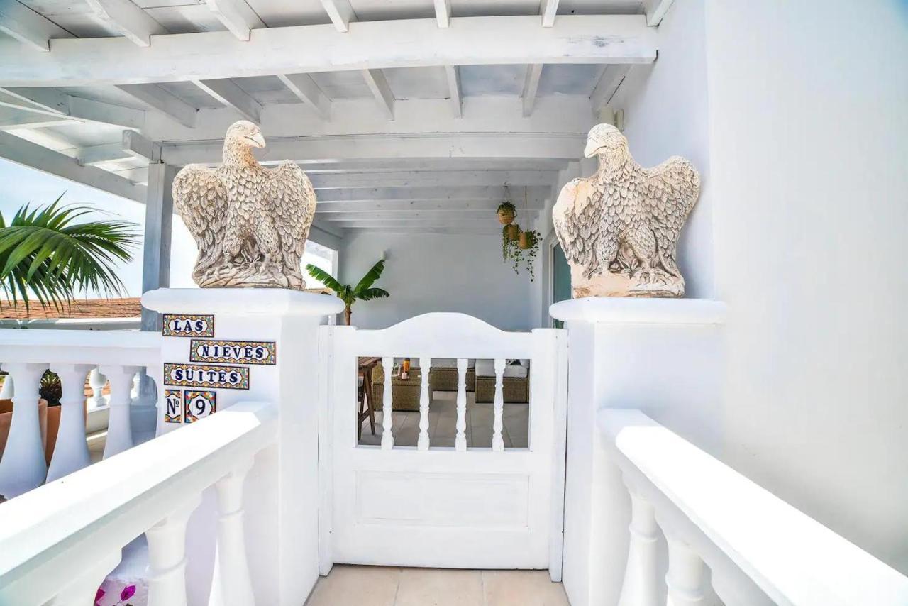 Las Nieves Suites Тегисе Екстериор снимка